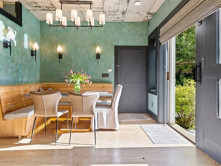 7R Brewer St #7R — Photo 1
