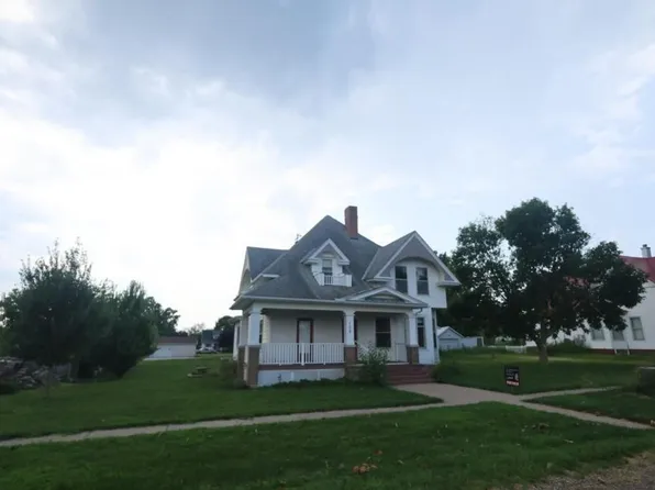 108 S Franklin St, Clayton, IL 62324