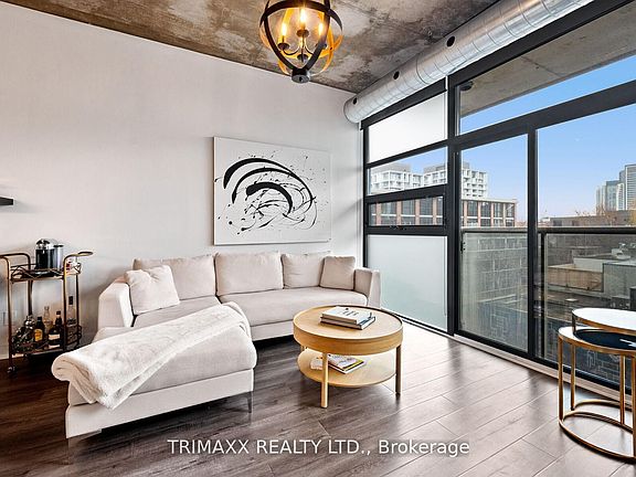 4th image of 60 Bathurst St #403