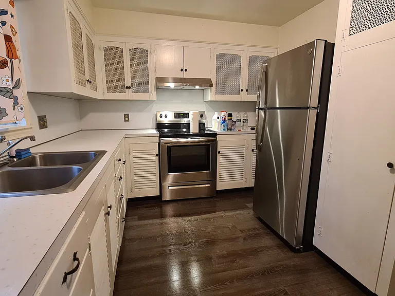 84 Benedict Ln #A — Photo 3