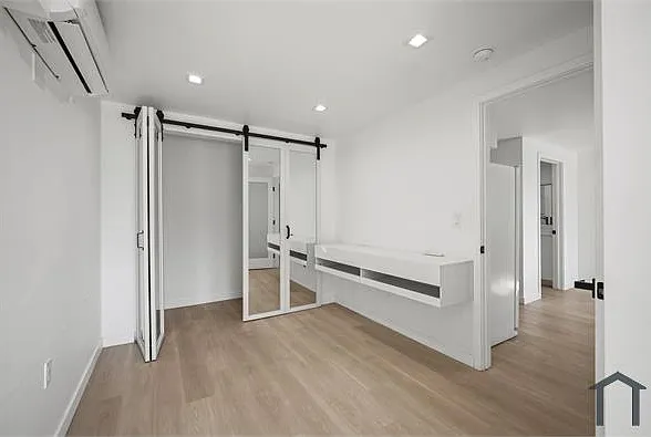 1139 Bellevue Ave #6 — Photo 17