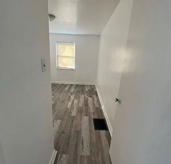 250 Basswood Ave #1 — Photo 7