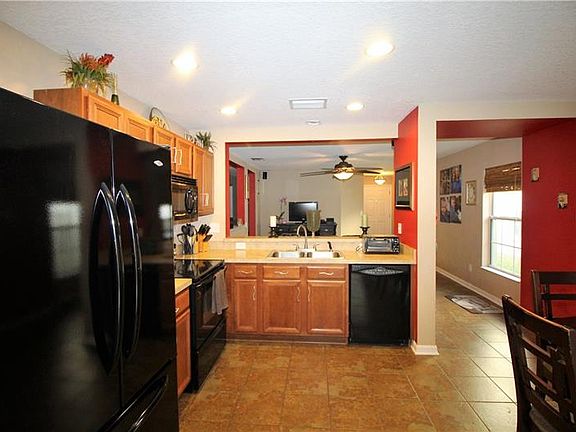 5th image of 6327 Magnolia Trails Ln