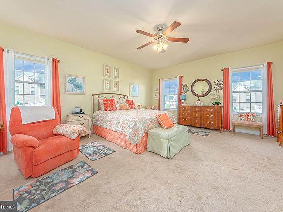 5th image of 5807 S Mills Manor Ct
