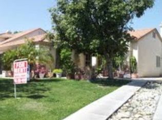 2524 W Windhaven Dr, Rialto, CA 92377