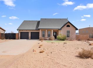 812 4th St NE, Rio Rancho, NM 87124