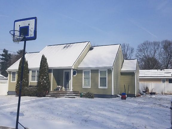 4th image of 4 Sanford Rd