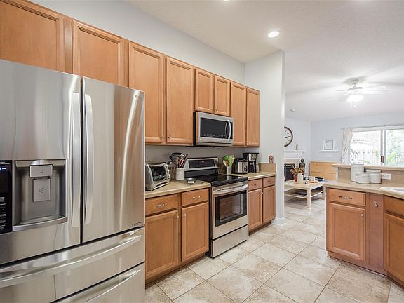 5th image of 1521 Timber Trace Dr