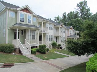 519 Village Loop Dr, Apex, NC 27502