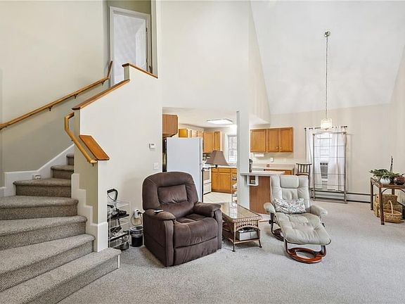 4th image of 25 Spindrift Dr W