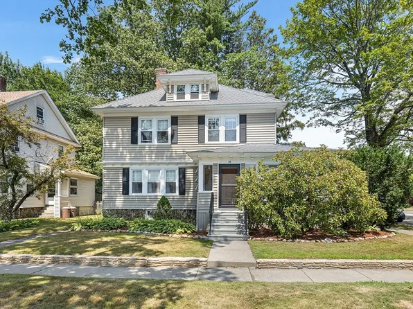 34 Monroe Ave, Worcester, MA 01602
