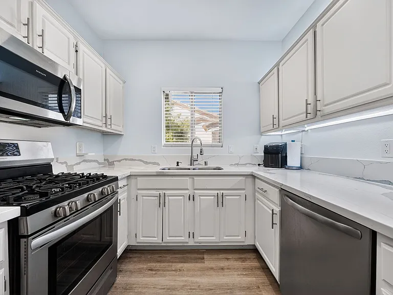 5650 E Sahara Ave #2060 — Photo 5