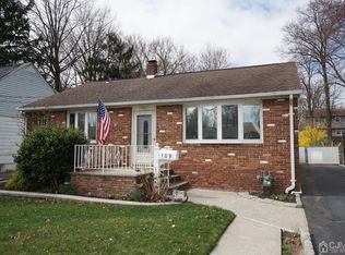 109 Edgewood Ave, Colonia, NJ 07067