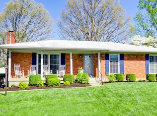 5703 Prince William St, Saint Matthews, KY 40207