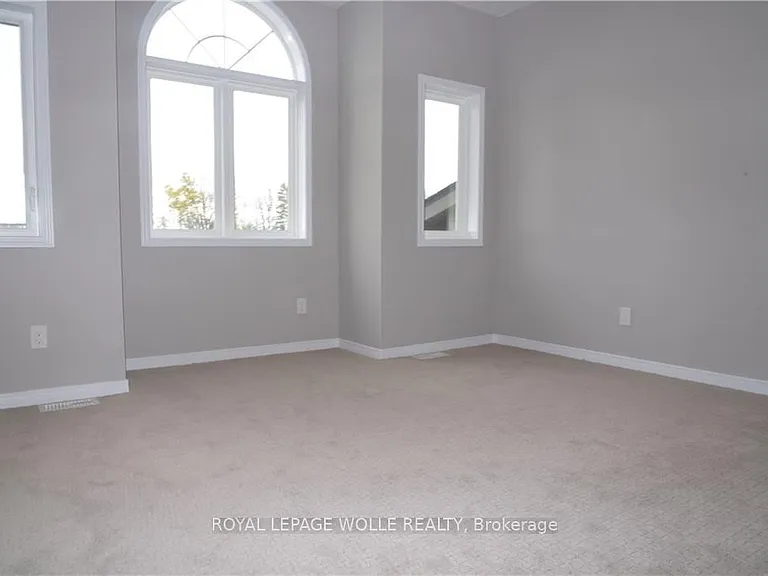 664 Blair Creek Dr — Photo 12