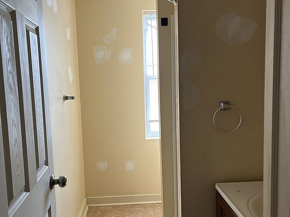 3rd image of 22 W Haines St Floor 2