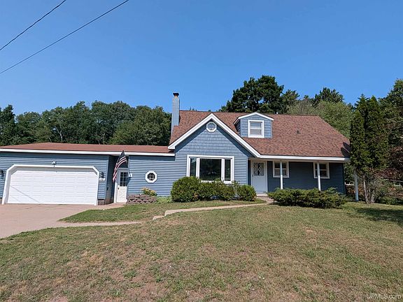 3rd image of 847 Silver Creek Rd
