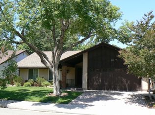 25333 Avenida Ronada, Valencia, CA 91355