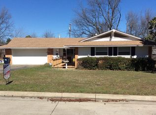 1504 E 4th St, Ada, OK 74820