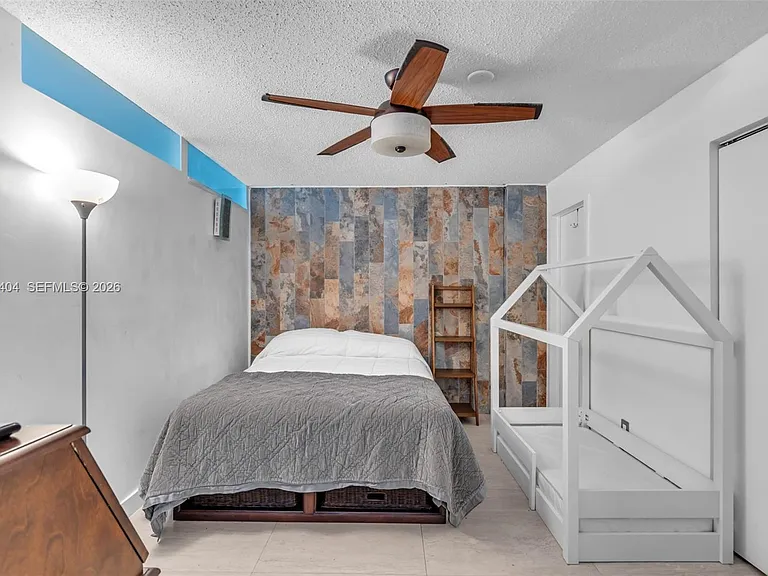 5401 Collins Ave #813 — Photo 14