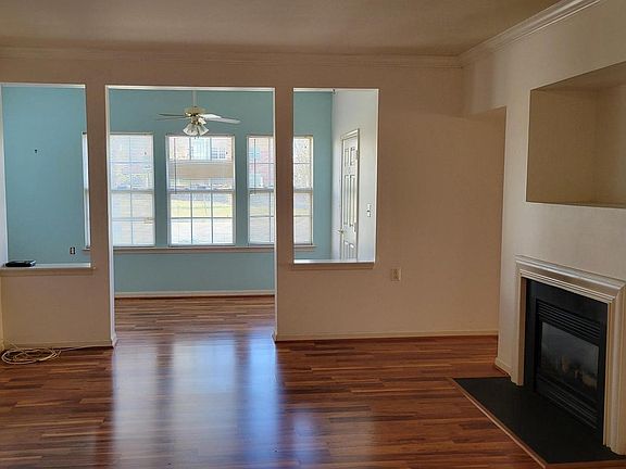 4th image of 2 Cameron Grove Blvd APT 109