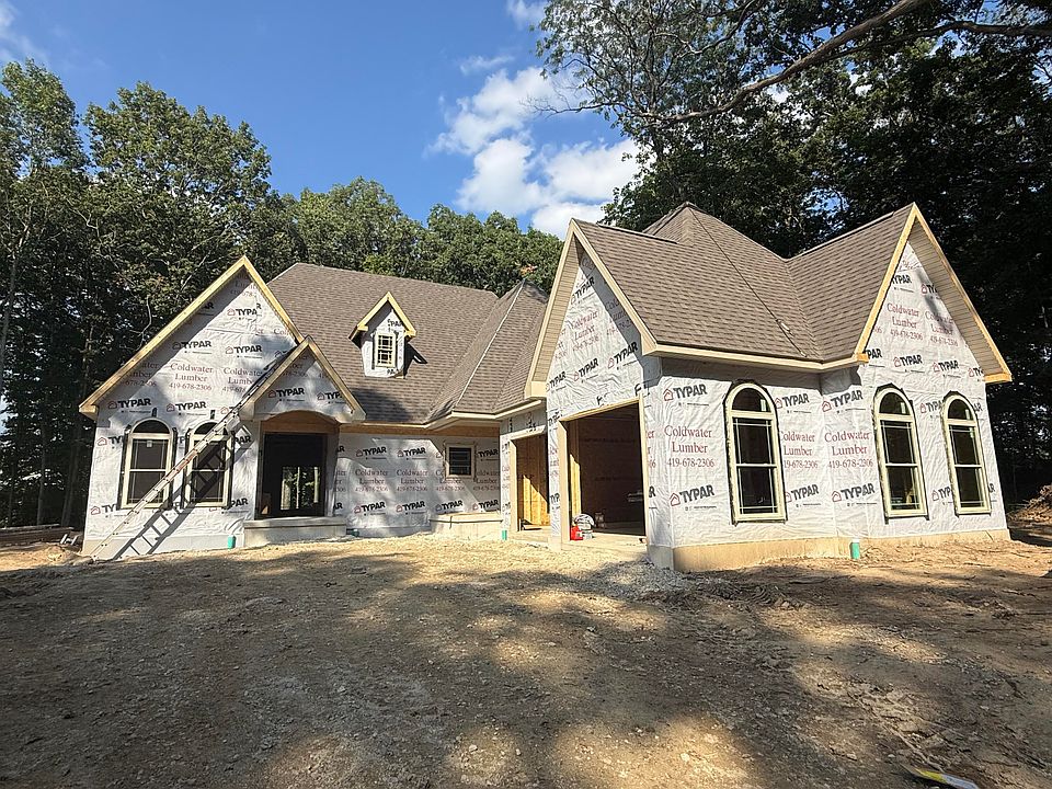 2nd image of 810 Keel Dr