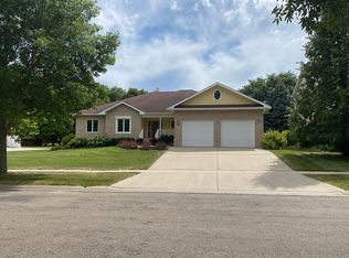 530 Deer Pass, Brookings, SD 57006