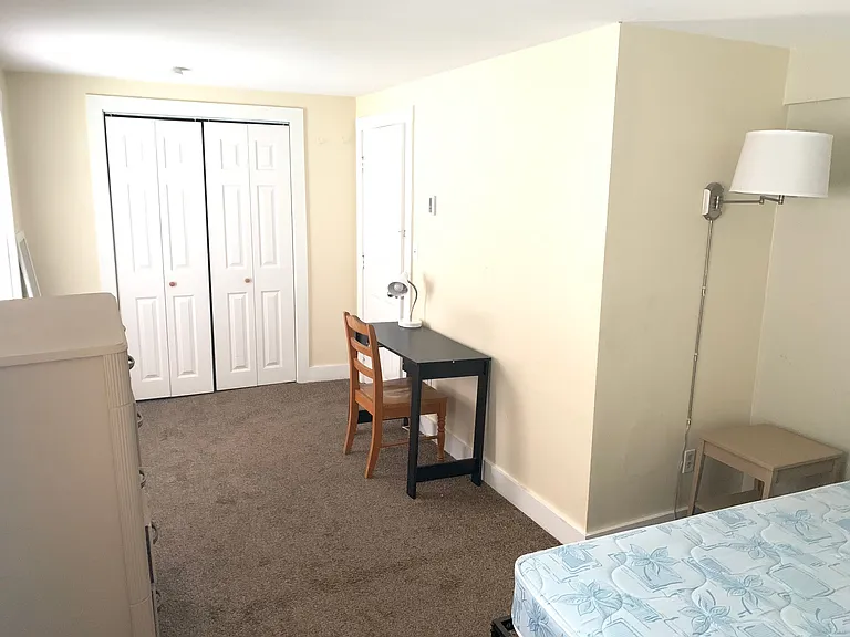 42 Lee Ave — Photo 18
