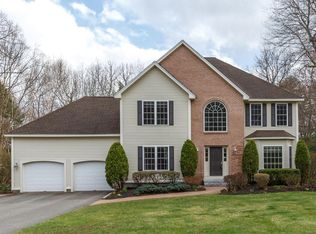 17 Nottingham Road, Windham, NH 03087