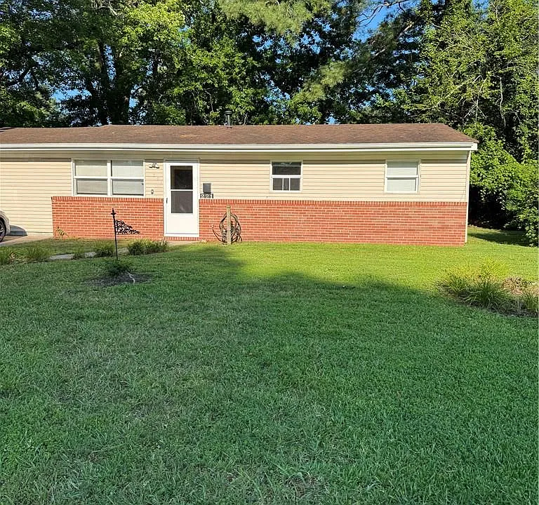 221 Remus Ln