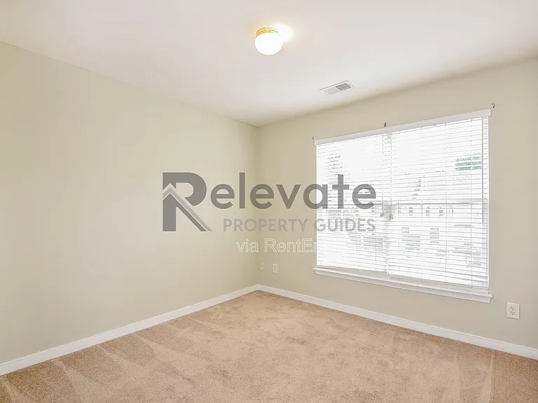 5504 Springwater Ln — Photo 17