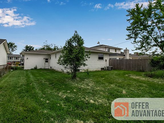 4th image of 31 W Cherbourg Dr