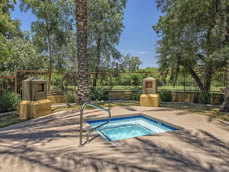 4925 E Desert Cove Ave #310 — Photo 24