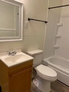 1 bed, 1.0 bath, 208 sqft, $495 — Photo 4