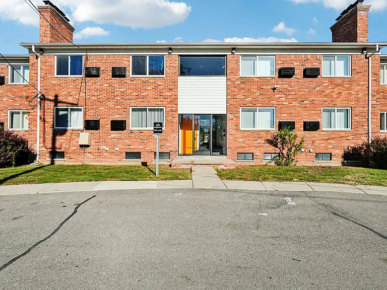 Ava Dearborn Heights Apartments LLC — Photo 15