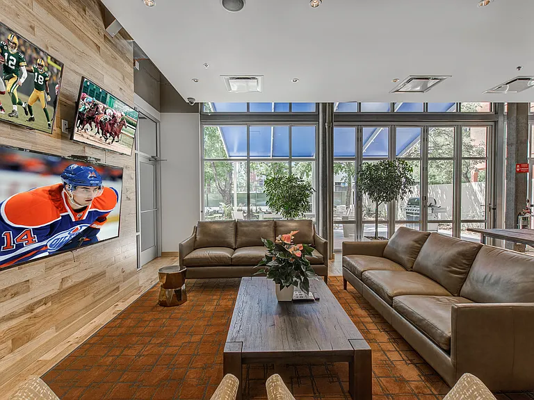 Skyline 1801 — Photo 14