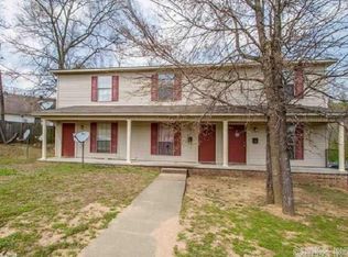 8700 White Rock Ln, Little Rock, AR 72227