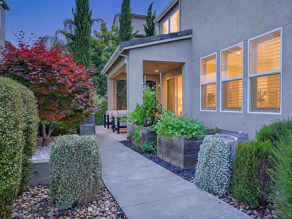 4th image of 5821 Nugget Way