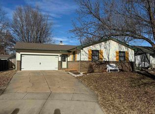 11222 W Westlawn Cir, Wichita, KS 67212