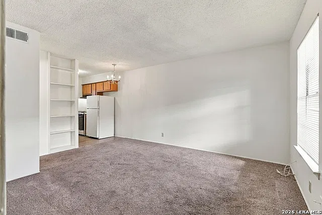 2 bed, 1.0 bath, 800 sqft, $900 — Photo 4