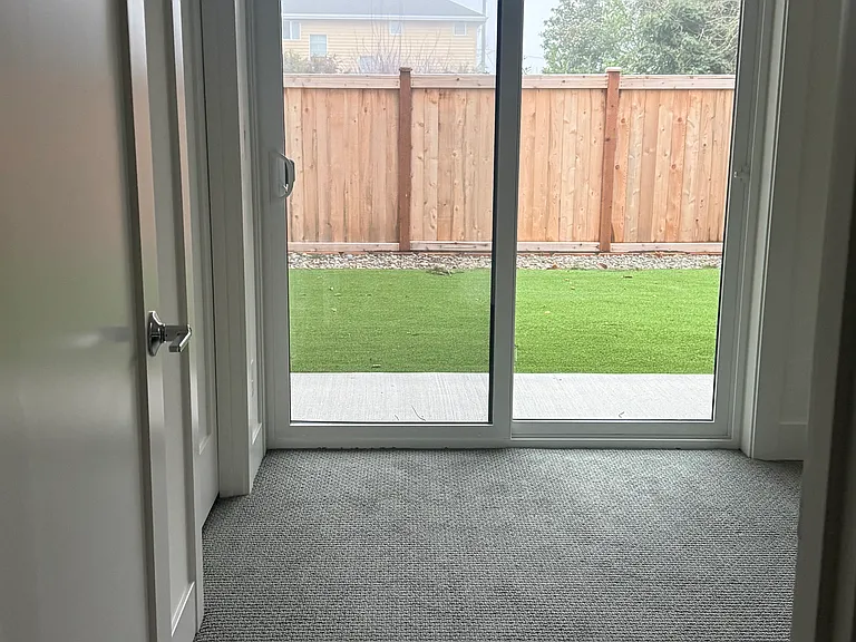 10764 Sand Point Way NE — Photo 15
