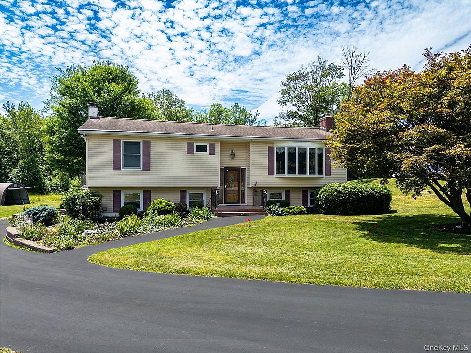 1st image of 17 Dorett Drive