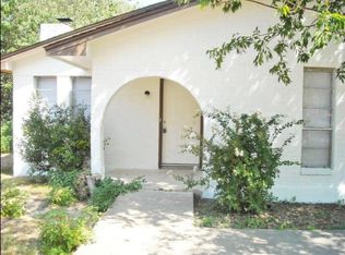 415 Lake Creek Cir, Round Rock, TX 78664