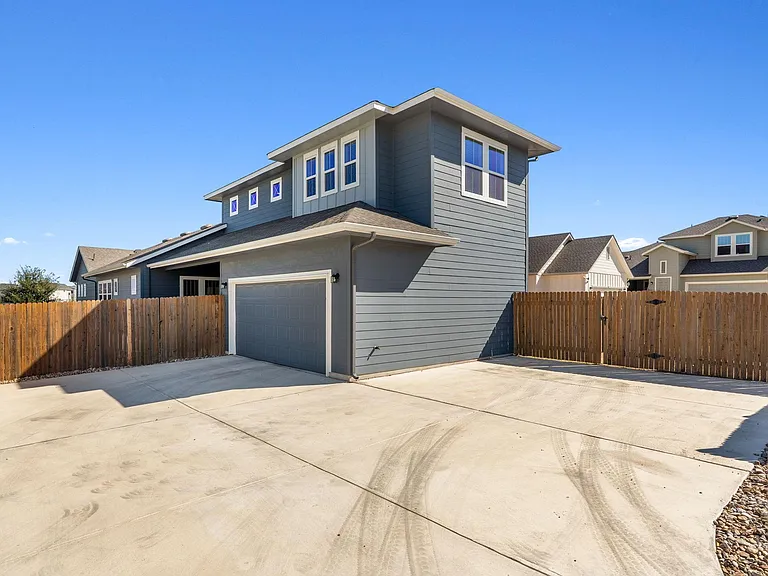 8704 Apogee Blvd — Photo 31