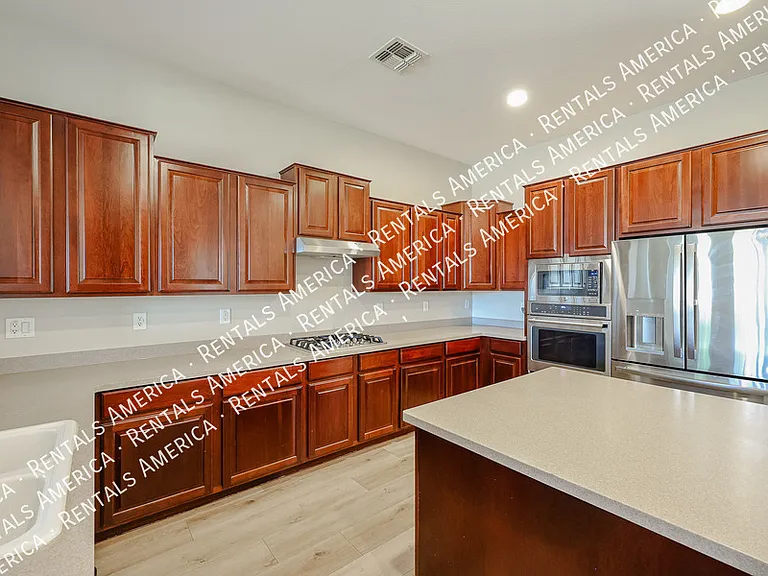 18676 E Braeburn Ln — Photo 26