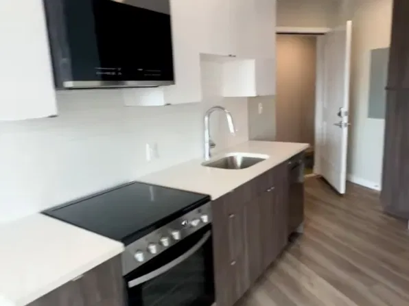 4 Beale St #4, Dorchester Center, MA 02124