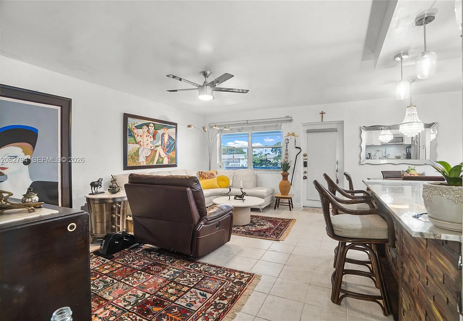 Lyndhurst L Condo — Photo 4