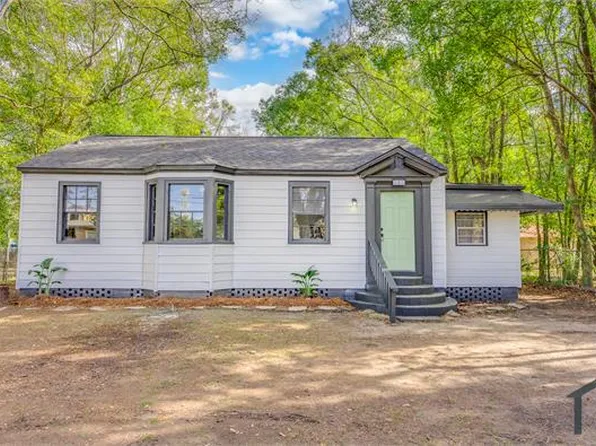 561 Tuttle Ave, Mobile, AL 36604
