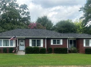 602 Sherwood Ave, Honea Path, SC 29654