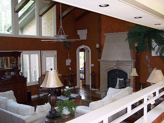 4th image of 4143 N Honeysuckle Ln